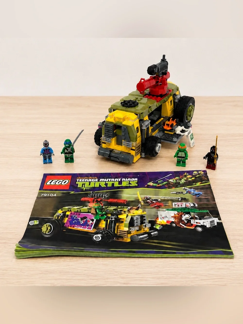 LEGO Teenage Mutant Ninja Turtles: The Shellraiser Street Chase 79104 Incomplete